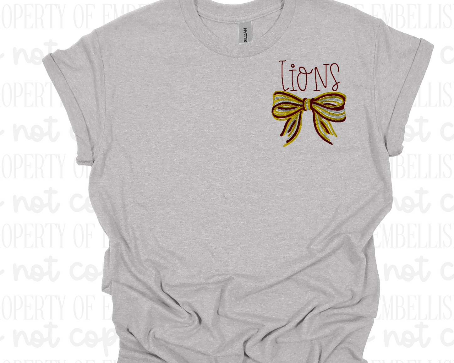 Team shirt with bow